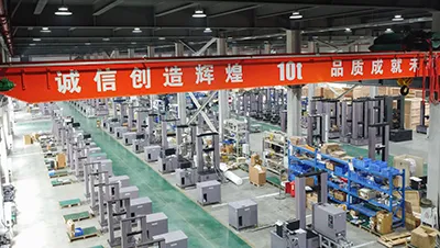 Talller de máquinas de ensayos universales electromecánicos