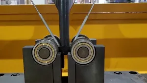 Máquina de ensayo de flexión de varillas de refuerzo de 180°