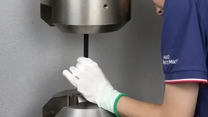 Ensayos de tracción de materiales PMC según ASTM D3039